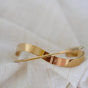 Open stainless steel armband